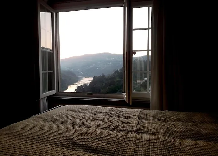 Douro Valley-casa Do Vimieiro * Sande (Porto)